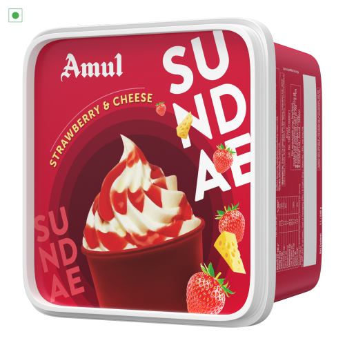 Strawberry & Cheese  Sundae